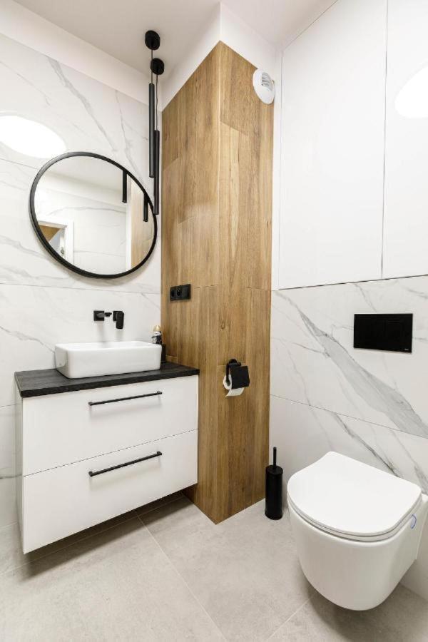 Urban Chic - Studio Apartment - Odra View&Witolda Wroclaw Luaran gambar