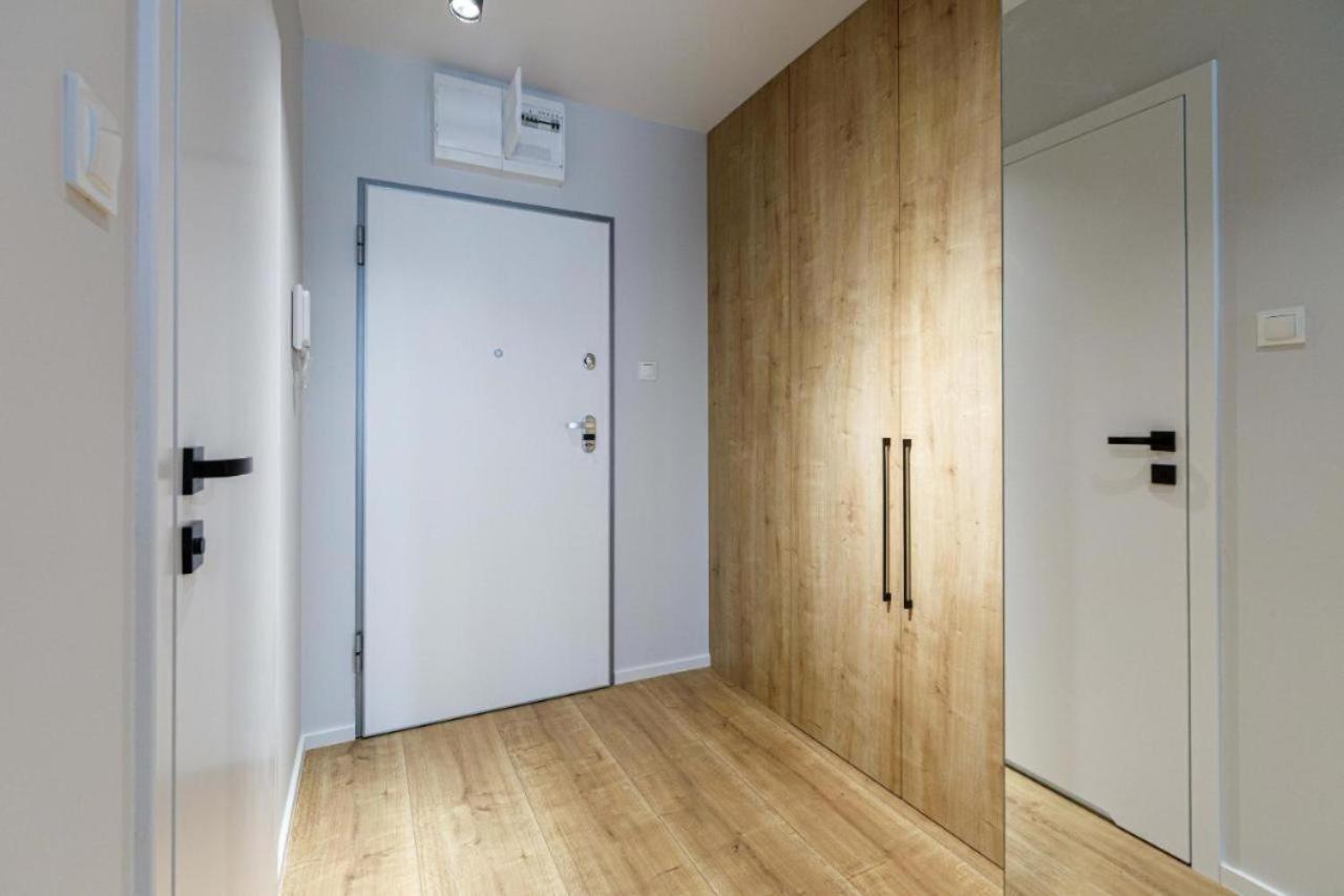 Urban Chic - Studio Apartment - Odra View&Witolda Wroclaw Luaran gambar